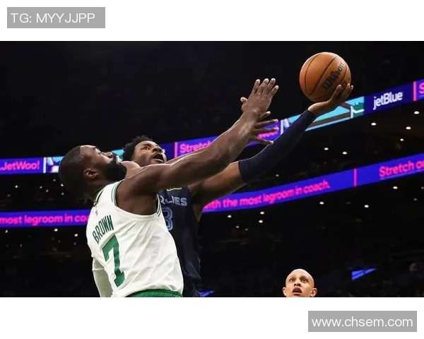 普理查德24+6 凯尔特人大胜灰熊