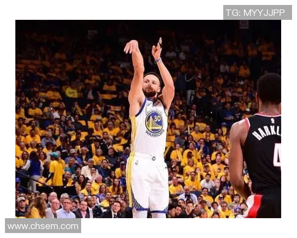 詹姆斯：库里投三分毁掉了篮球，但他有两项能力比我还要出色