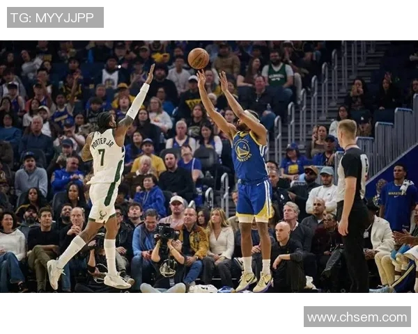 团队篮球完胜单核巨头！勇士6人上双撕破雄鹿防线，字母哥34分成为空砍